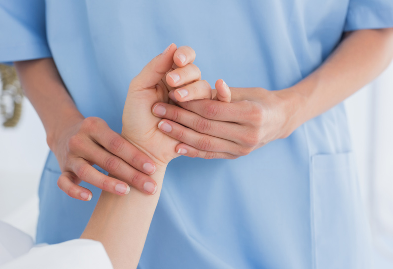 東京消防庁「外国人向け東京版救急受診ガイド（英）」